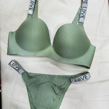 MSK Secret Love T-shirt Bra and Thong Set