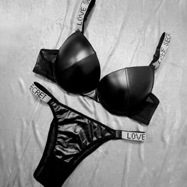 828FB632-407B-4E3F-A4BD-7B3AB7E3988E 828FB632-407B-4E3F-A4BD-7B3AB7E3988E